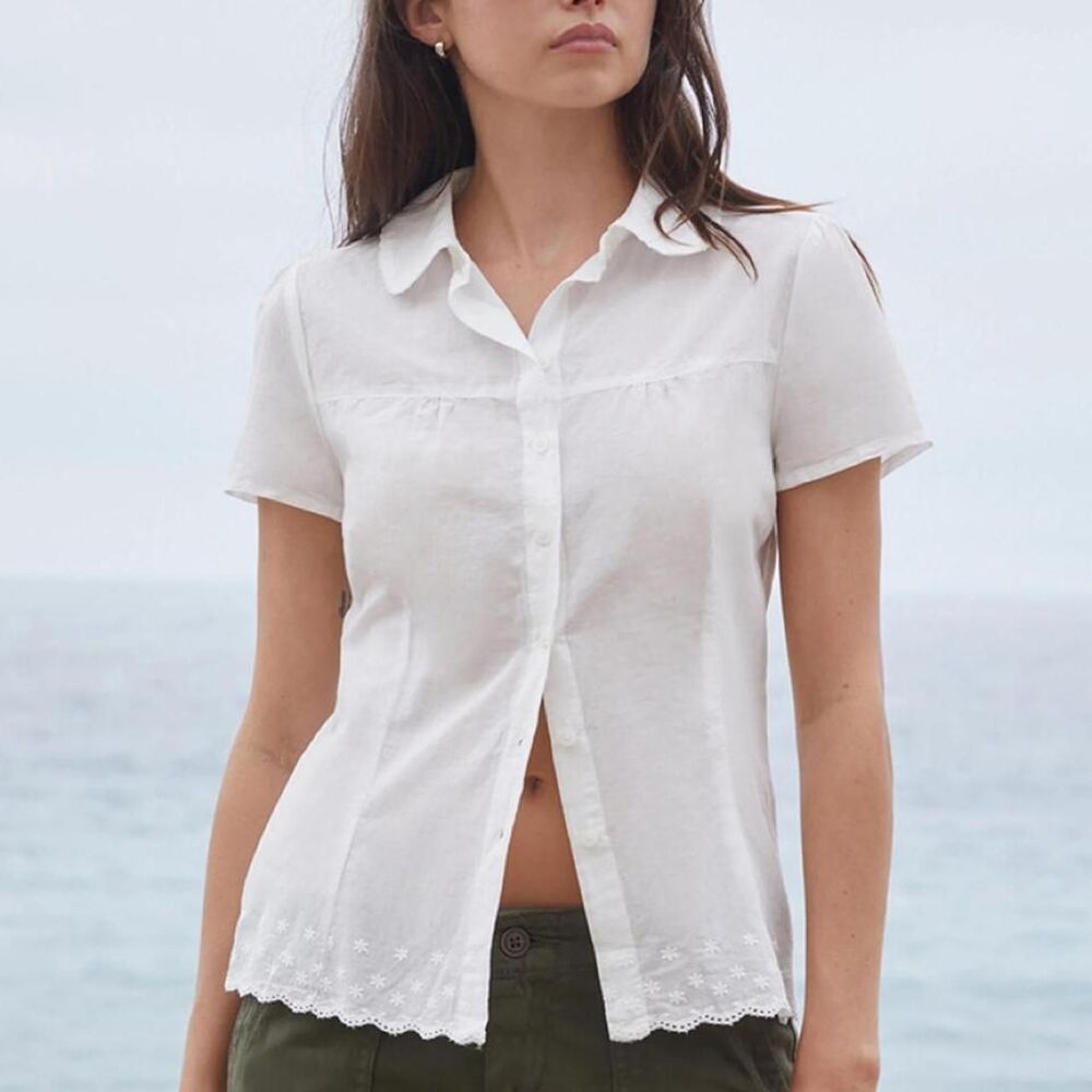 Brandy-melville Women's White Blouse